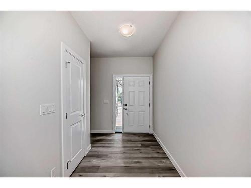 84-351 Monteith Drive Se, High River, AB - Indoor Photo Showing Other Room