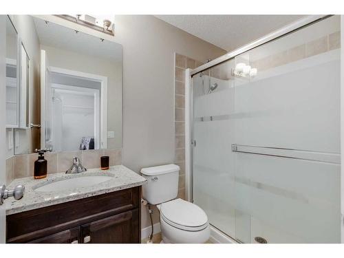 1338 Kings Heights Way Se, Airdrie, AB - Indoor Photo Showing Bathroom