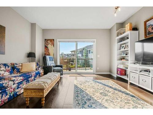 53-300 Marina Drive, Chestermere, AB - Indoor Photo Showing Living Room