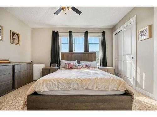 53-300 Marina Drive, Chestermere, AB - Indoor Photo Showing Bedroom