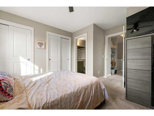 53-300 Marina Drive, Chestermere, AB - Indoor Photo Showing Bedroom