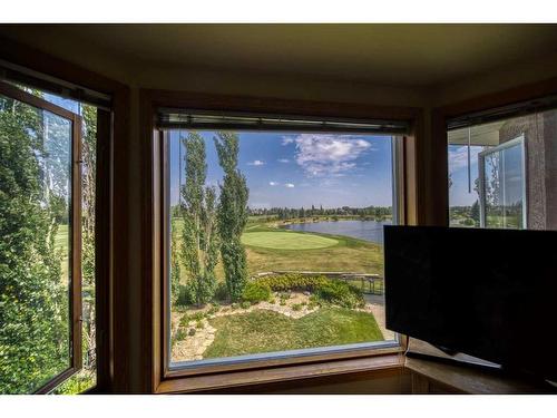 214 Lakeside Greens Place, Chestermere, AB - Indoor Photo Showing Other Room