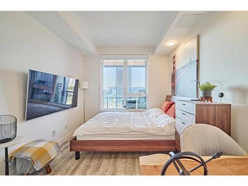 314-4138 University Avenue Nw, Calgary, AB - Indoor Photo Showing Bedroom