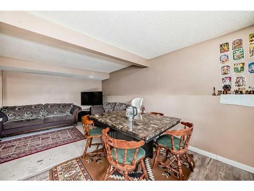 20 Castlebrook Road Ne, Calgary, AB - Indoor