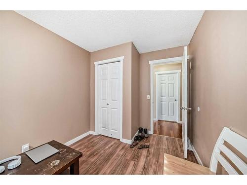 20 Castlebrook Road Ne, Calgary, AB - Indoor Photo Showing Other Room