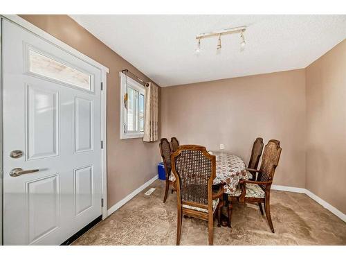 20 Castlebrook Road Ne, Calgary, AB - Indoor Photo Showing Dining Room