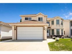 200 Hawkbury Close NW Calgary, AB T3G 3N2