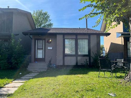 711 Whiteridge Road Ne, Calgary, AB - Outdoor