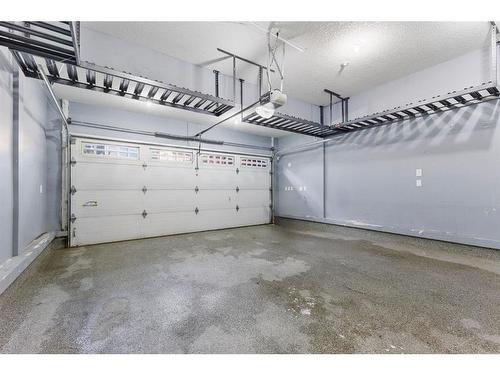 475 Chaparral Ridge Circle Se, Calgary, AB - Indoor Photo Showing Garage