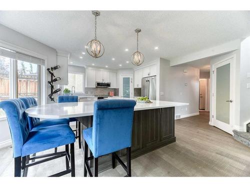 81 Gleneagles Close, Cochrane, AB - Indoor Photo Showing Dining Room