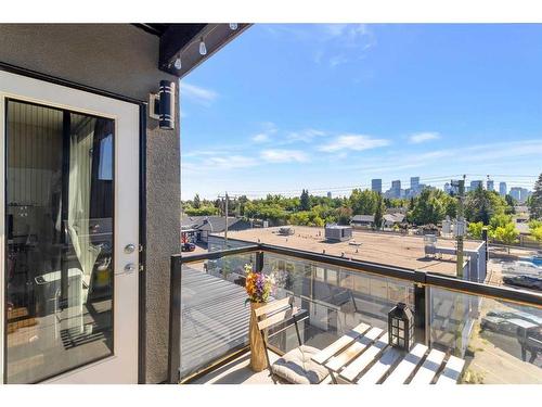 407-605 17 Avenue Nw, Calgary, AB - Outdoor With View