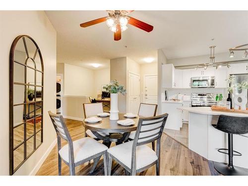 309-1800 14A Street Sw, Calgary, AB - Indoor Photo Showing Dining Room