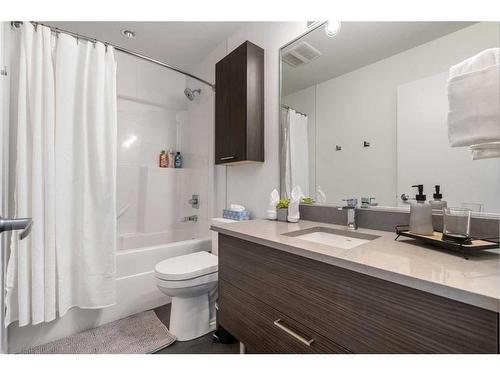 1103-624 8 Avenue Se, Calgary, AB - Indoor Photo Showing Bathroom