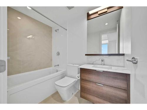 804-118 Waterfront Court Sw, Calgary, AB - Indoor Photo Showing Bathroom