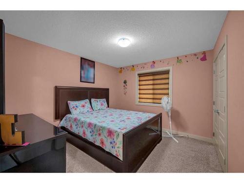 36 Red Sky Green Ne, Calgary, AB - Indoor Photo Showing Bedroom