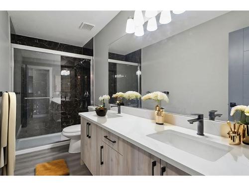 151 Coral Shores Landing Ne, Calgary, AB - Indoor Photo Showing Bathroom