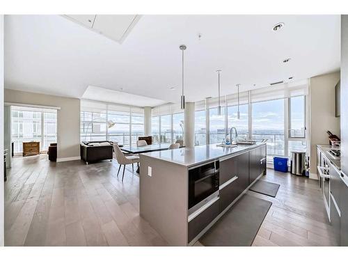 3701-1122 3 Street Se, Calgary, AB - Indoor Photo Showing Kitchen With Upgraded Kitchen