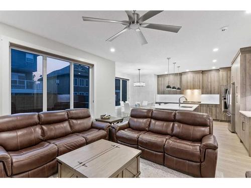 198 Kinniburgh Crescent, Chestermere, AB - Indoor Photo Showing Living Room