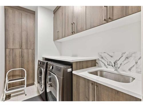 198 Kinniburgh Crescent, Chestermere, AB - Indoor Photo Showing Laundry Room