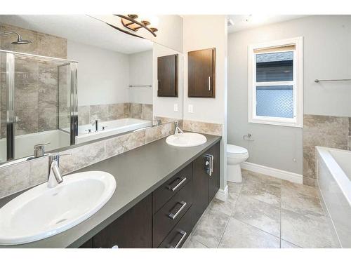 58 Cranberry Mews Se, Calgary, AB - Indoor Photo Showing Bathroom