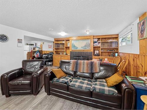 207 Fallswater Road Ne, Calgary, AB - Indoor Photo Showing Other Room