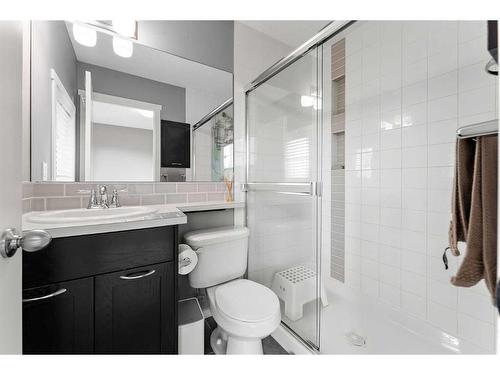 34 Walden Drive Se, Calgary, AB - Indoor Photo Showing Bathroom