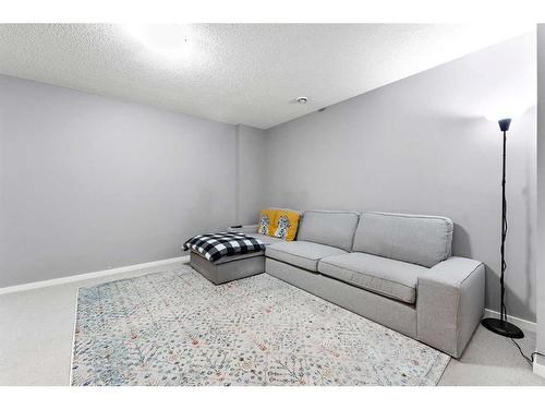 34 Walden Drive Se, Calgary, AB - Indoor