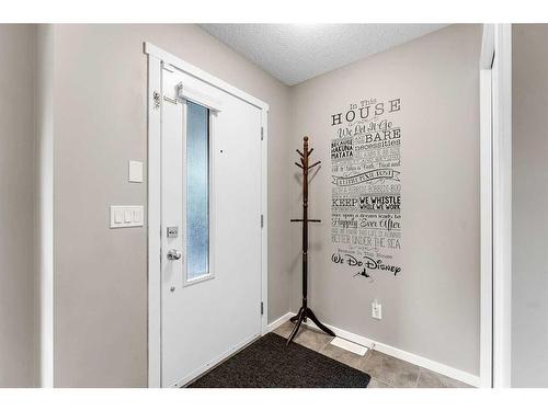 34 Walden Drive Se, Calgary, AB - Indoor Photo Showing Other Room