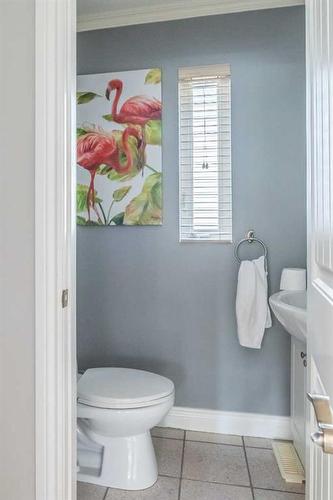 5328 44 Avenue, Red Deer, AB - Indoor Photo Showing Bathroom