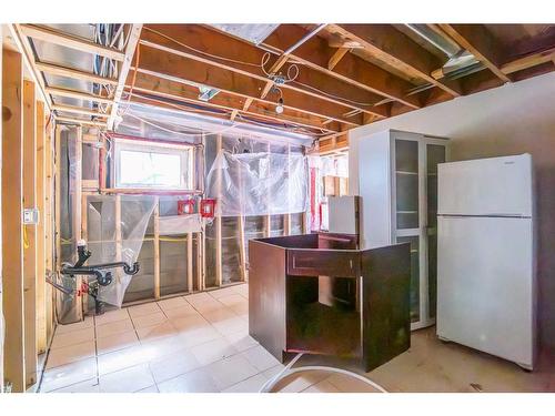 5328 44 Avenue, Red Deer, AB - Indoor Photo Showing Basement