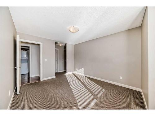 68 Chaparral Ridge Park Se, Calgary, AB - Indoor Photo Showing Other Room