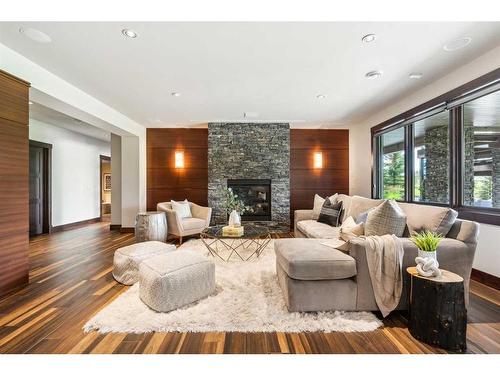 143 Leighton Lane, Rural Rocky View County, AB - Indoor Photo Showing Living Room With Fireplace