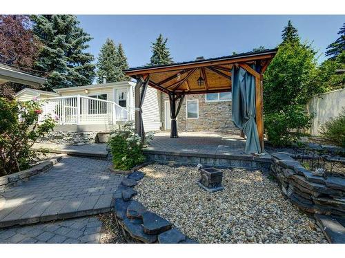 455 Queen Charlotte Drive Se, Calgary, AB - Outdoor With Deck Patio Veranda