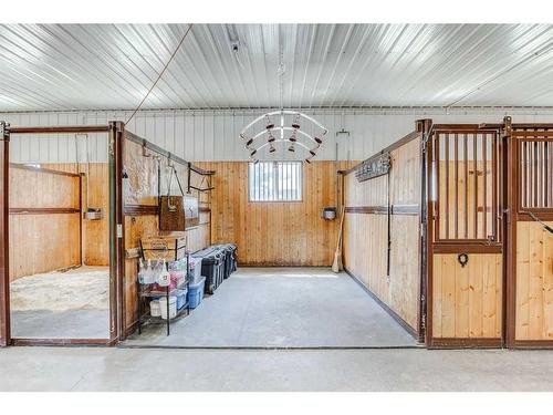 178125 240 Street West, Rural Foothills County, AB - Indoor