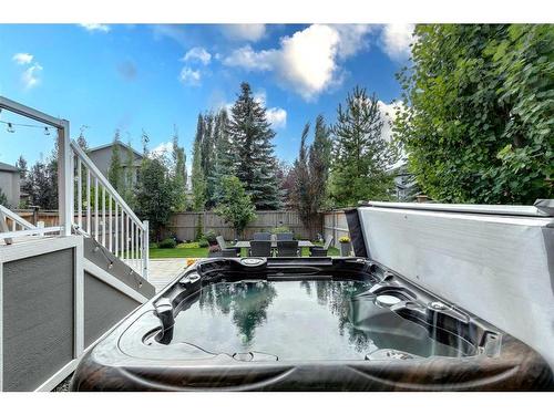 45 Westmore Place Sw, Calgary, AB - Outdoor