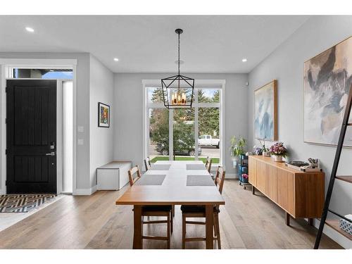 2614 35 Street Sw, Calgary, AB - Indoor Photo Showing Dining Room