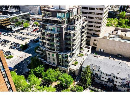 304-701 3 Avenue Sw, Calgary, AB - Outdoor With Balcony