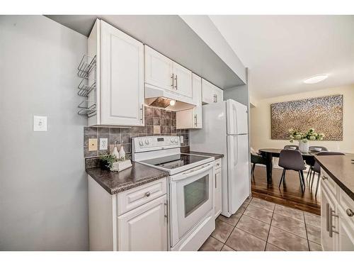 667 Merrill Drive Ne, Calgary, AB - Indoor Photo Showing Kitchen