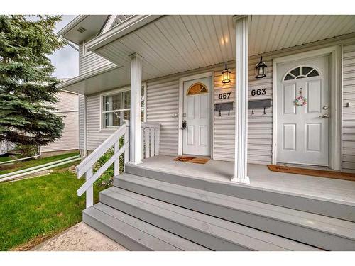 667 Merrill Drive Ne, Calgary, AB - Outdoor With Deck Patio Veranda