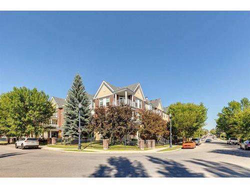 308-3651 Marda Link Sw, Calgary, AB - Outdoor