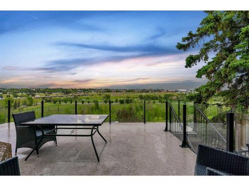 607 13A Street Ne, Calgary, AB - Outdoor With View