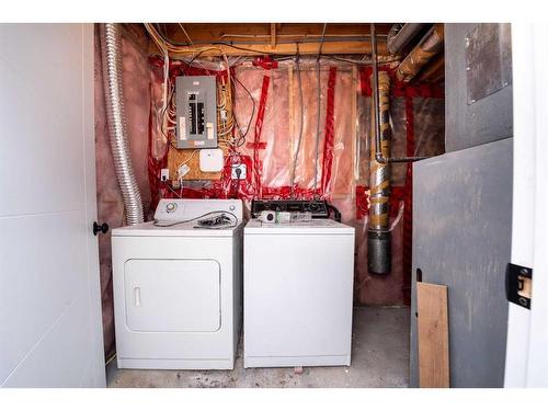 134 Martinbrook Road Ne, Calgary, AB - Indoor Photo Showing Laundry Room