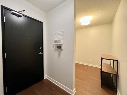 1404-930 6 Avenue Sw, Calgary, AB - Indoor Photo Showing Other Room