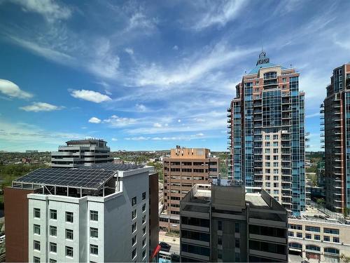 1404-930 6 Avenue Sw, Calgary, AB - Outdoor With Facade