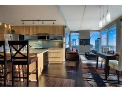 2505-215 13 Avenue SW Calgary, AB T2R 0V6