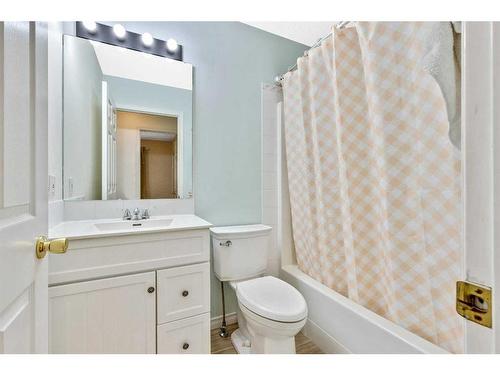 228 Willowbrook Close Nw, Airdrie, AB - Indoor Photo Showing Bathroom