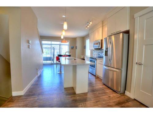 1617 Symons Valley Parkway Nw, Calgary, AB - Indoor Photo Showing Kitchen