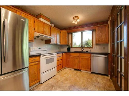 88 Macewan Glen Drive Nw, Calgary, AB - Indoor Photo Showing Kitchen