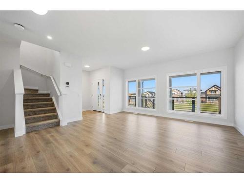 109 Marmot Walk Nw, Calgary, AB - Indoor Photo Showing Living Room