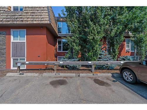 205-315 50 Avenue Sw, Calgary, AB - Outdoor